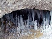Salita e...risalita ivernale con ciaspole e anche ramponi alla Grotta dei Pagani in Presolana il 6 e il 30 gennaio 2010 - FOTOGALLERY